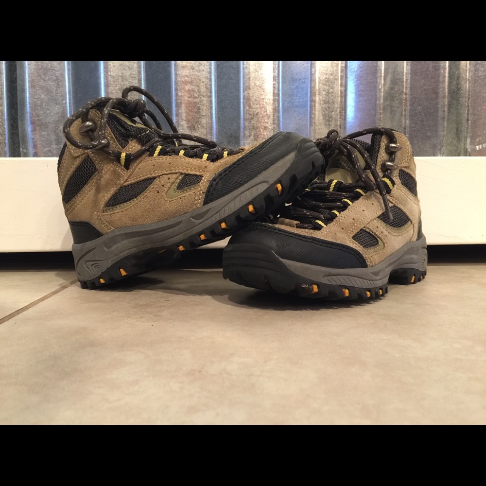 Denali Hiking Boots